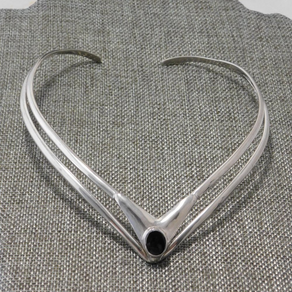SOLD--Vintage Southwestern Childs Choker Necklace Nickel Silver Black Onyx Stone